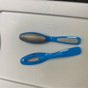 Blue Foot Scrubber with Metal File